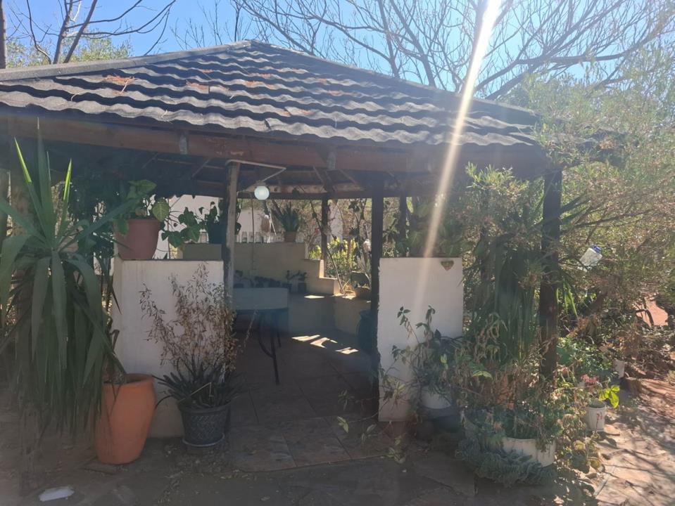 aefe7ea8-01dc-49d3-89cc-4a8144b5746a-1